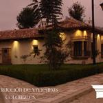 Nos especializamos en la creación de residencias coloniales, resaltando las características más atractivas y acogedoras que este tipo de construcción puede dar. 